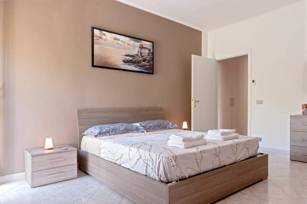 Free Parking Appartamento 5 Stelle Elegante Con Suite Livorno Exterior foto
